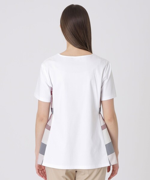 BLUE LABEL CRESTBRIDGE(ブルーレーベルクレストブリッジ)の「【接触冷感】シルケットスムースサイドチェックTシャツ(Tシャツ/カットソー・レディース・ホワイト/ブルー系その他2/ブラック/ダークネイビー・40/38)」の17枚目の写真