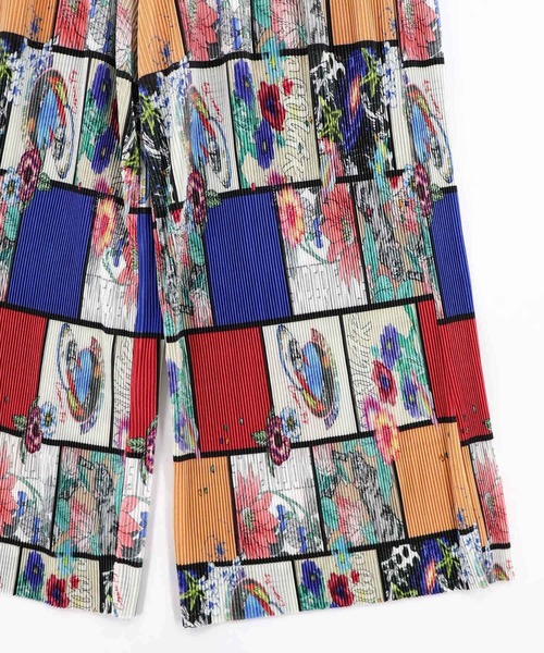 ScoLar（スカラー）の「162610：アートコラージュ柄プリーツパンツ（その他パンツ・レディース・オフホワイト/ブラック・M）」の13枚目の写真
