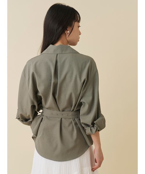 SNIDEL(スナイデル)の「サファリディテールシャツ(シャツ/ブラウス・レディース・ブラウン/アイボリー/カーキ・F)」の7枚目の写真