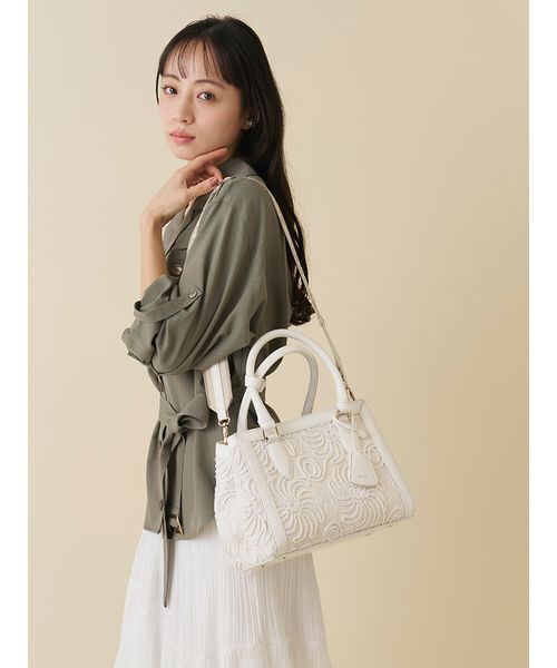 SNIDEL(スナイデル)の「サファリディテールシャツ(シャツ/ブラウス・レディース・ブラウン/アイボリー/カーキ・F)」の15枚目の写真