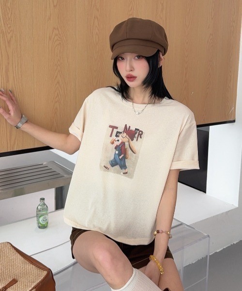 DIAVEL（ディアベル）の「[5color]うさぎカートゥーングラフィックTシャツ（Tシャツ/カットソー・レディース・ホワイト/ピンク/ベージュ/イエロー/ブルー・M）」の6枚目の写真