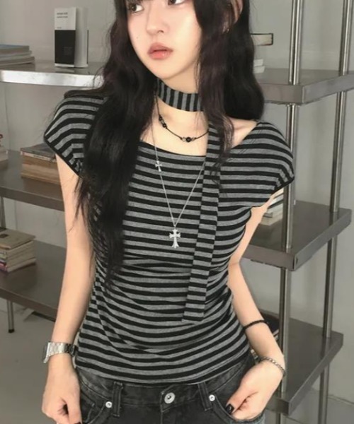 semplice(センプリチェ)の「Tシャツ【韓国ファッション】(Tシャツ/カットソー・レディース・グレー・L/M/S)」の2枚目の写真