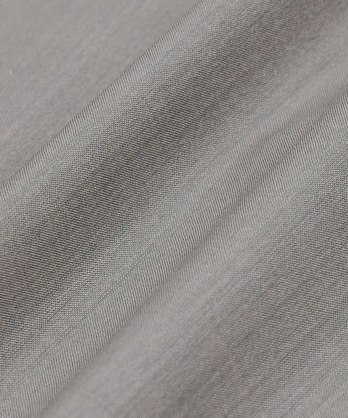 UNITED TOKYO(ユナイテッドトウキョウ)の「日本製【尾州ウール】SUMMER WOOL CUPRA オープンカラーシャツ |防シワ/接触冷感/吸湿性/軽量/通気性/べた付き防止(シャツ/ブラウス・メンズ・ダークグレー/グレイッシュベージュ/オフホワイト/ネイビー・2/1)」の16枚目の写真