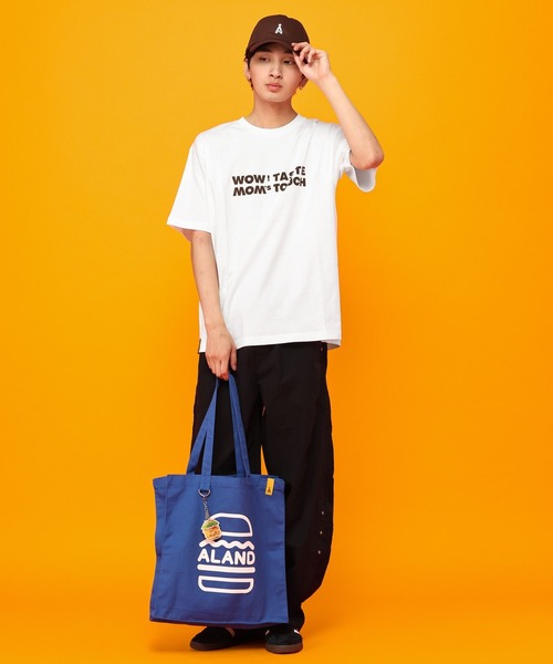 ALAND（エーランド）の「ALAND×MOM'S TOUCH／BIGロゴTシャツ（Tシャツ/カットソー・レディース・ホワイト/ブルー・MEDIUM/LARGE）」の14枚目の写真