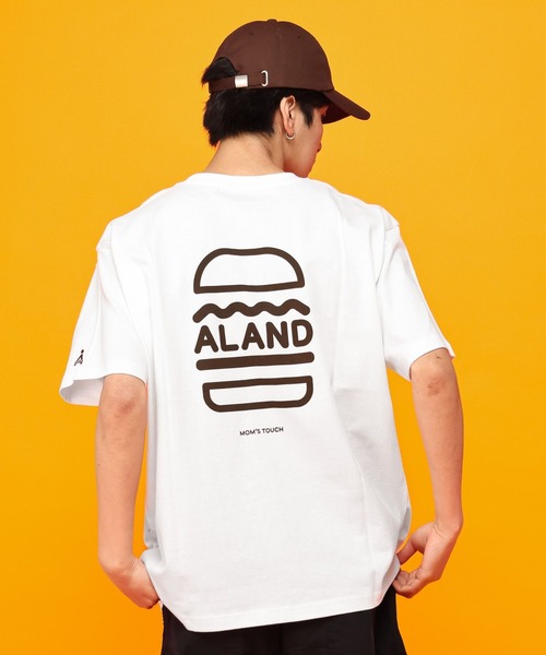 ALAND（エーランド）の「ALAND×MOM'S TOUCH／BIGロゴTシャツ（Tシャツ/カットソー・レディース・ホワイト/ブルー・MEDIUM/LARGE）」の21枚目の写真