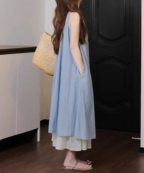 AMAJI(アマジ)の「メッシュ切替 キャミソールワンピース(ワンピース・レディース・ライトブルー・SMALL/MEDIUM/LARGE/X-LARGE)」の3枚目の写真