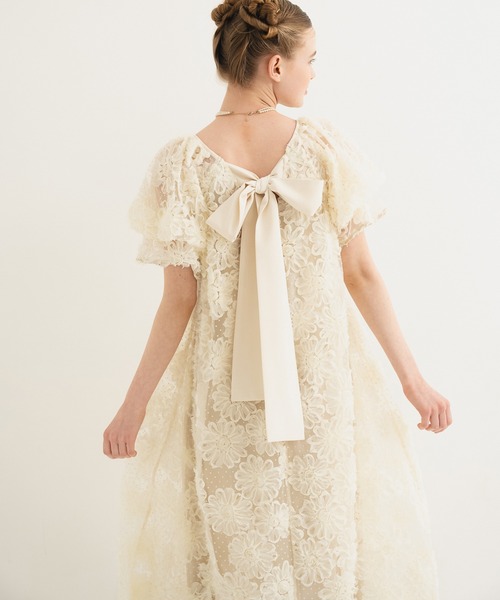 Dorry Doll（ドリードール）の「ボリュームスリーブデイジーフラワードレス（ドレス・レディース・アイボリー/ブラック・M-Short/M）」の7枚目の写真