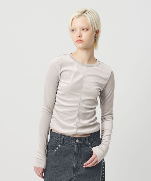 H BEAUTY&YOUTH UNITED ARROWS(エイチビューティーアンドユースユナイテッドアローズ)の「<H>ベロア タイト ロングスリーブ(Tシャツ/カットソー・レディース・ライトグレー/ブラック・FREE)」の2枚目の写真