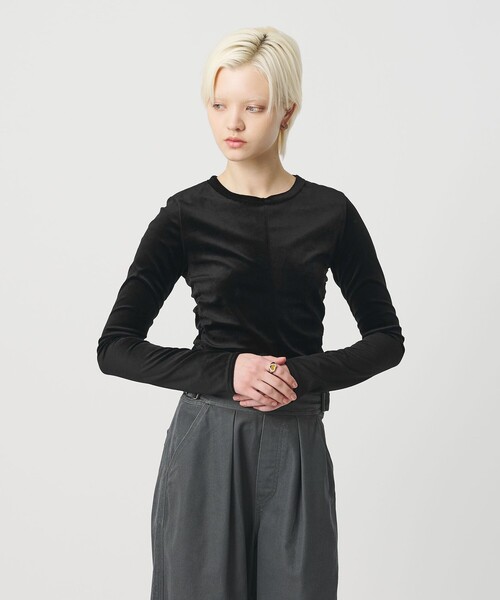 H BEAUTY&YOUTH UNITED ARROWS(エイチビューティーアンドユースユナイテッドアローズ)の「<H>ベロア タイト ロングスリーブ(Tシャツ/カットソー・レディース・ライトグレー/ブラック・FREE)」の15枚目の写真