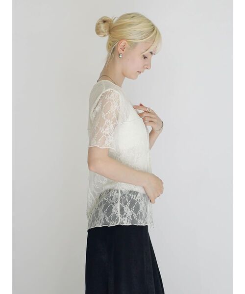 :ETHROF(イーサオブ)の「SHEER LACE DESIGN TOPS(Tシャツ/カットソー・レディース・ブラック/オフホワイト・FREE)」の5枚目の写真