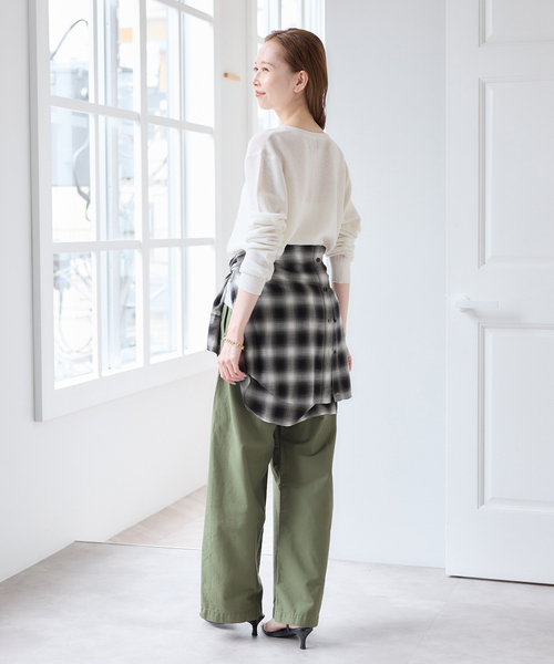 U by SPICK&SPAN(ユーバイスピックアンドスパン)の「シアーワッフルヘンリーネックニット(ニット/セーター・レディース・ブラウン/ホワイト/ブルー/イエロー・FREE)」の8枚目の写真