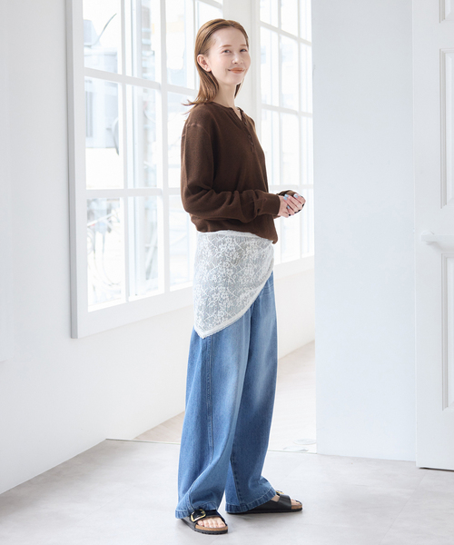 U by SPICK&SPAN(ユーバイスピックアンドスパン)の「シアーワッフルヘンリーネックニット(ニット/セーター・レディース・ブラウン/ホワイト/ブルー/イエロー・FREE)」の18枚目の写真