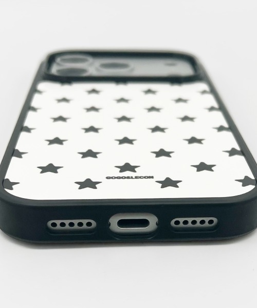 Fun & Daily(ファンアンドデイリー)の「Star Charm iPhone 16 17 Case(スマホケース/カバー・レディース・ブラック・iPhone 17 Pro Max/iPhone 17 Pro/iPhone 17/iPhone 16 Pro Max/iPhone 16 Pro/iPhone 16)」の5枚目の写真