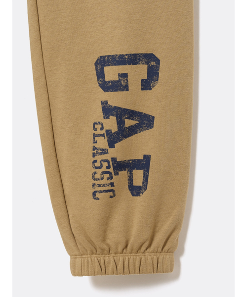 GAP(ギャップ)の「Gap CLASSICロゴ ジョガーパンツ(スウェットパンツ・メンズ・ベージュ系その他/グレー/ベージュ/ネイビー・XS/XL/S/M/L)」の7枚目の写真