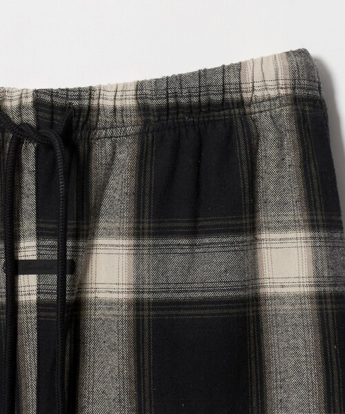 FOG ESSENTIALS(エフオージーエッセンシャルズ)の「<FEAR OF GOD ESSENTIALS>LOUNGE パンツ(その他パンツ・メンズ・ダークグレー/ブラック・XS/S/M)」の11枚目の写真