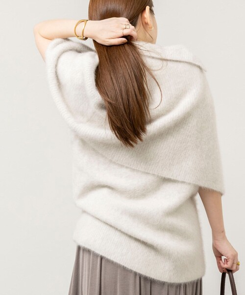 NOLLEY’S Sophi(ノーリーズソフィ)の「ウール混ヘアリー片開きポンチョ(ニット/セーター・レディース・ダークブラウン/グレイッシュベージュ・38)」の11枚目の写真