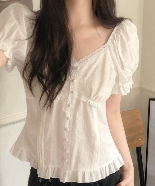 FAVORITO（ファヴォリート）の「フリルブラウス（シャツ/ブラウス・レディース・ホワイト・S/M/L/XL）」の2枚目の写真