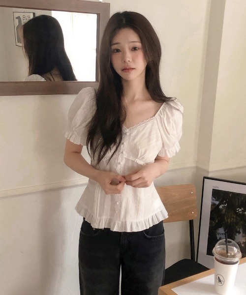 FAVORITO（ファヴォリート）の「フリルブラウス（シャツ/ブラウス・レディース・ホワイト・S/M/L/XL）」の8枚目の写真