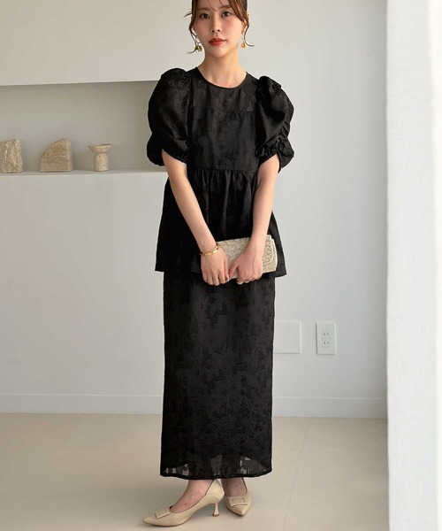 GeeRA(ジーラ)の「バブルスリーブペプラムジャガードドレス(ドレス・レディース・ブラック/ライトグレー・X-LARGE/LARGE/MEDIUM)」の3枚目の写真