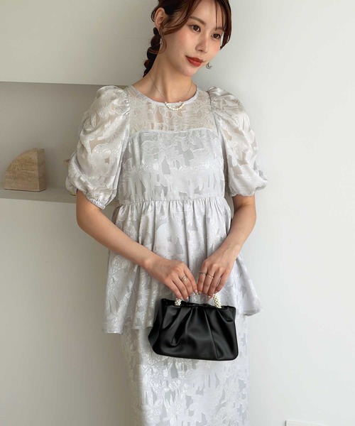 GeeRA(ジーラ)の「バブルスリーブペプラムジャガードドレス(ドレス・レディース・ブラック/ライトグレー・X-LARGE/LARGE/MEDIUM)」の7枚目の写真
