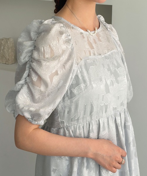 GeeRA(ジーラ)の「バブルスリーブペプラムジャガードドレス(ドレス・レディース・ブラック/ライトグレー・X-LARGE/LARGE/MEDIUM)」の21枚目の写真