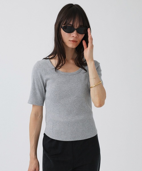 BABYLONE(バビロン)の「ギザテレコプルオーバー(Tシャツ/カットソー・レディース・グレー/オフホワイト/レッド・フリー)」の14枚目の写真