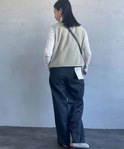 DANTON（ダントン）の「【WEB先行予約】[DANTON/ダントン] フリースノーカラーベスト（ベスト・レディース・グレイッシュベージュ/ブラック/ダークグレー・36）」の12枚目の写真