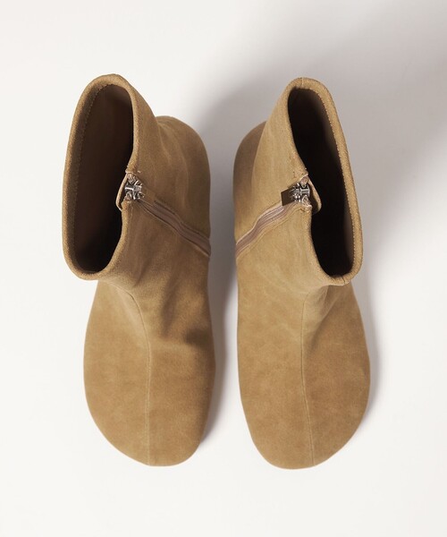 SY UNITED ARROWS（シーユナイテッドアローズ）の「＜SY＞オブリークシリンダーヒール ショートブーツ70↑（ブーツ・レディース・ブラック/ベージュ・22cm/22.5cm/23cm/23.5cm/24cm/24.5cm/25cm）」の11枚目の写真