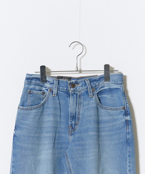Levi's（リーバイス）の「【BLACKPINKロゼ着用アイテム】LEVI'S/リーバイス LOOSE BOOT ジーンズ デニムパンツ ブーツカット ミッドライズデザイン レディース カジュアル 2026年秋冬 秋服（デニムパンツ・レディース・ライトブルー/インディゴブルー・25/26/27）」の9枚目の写真