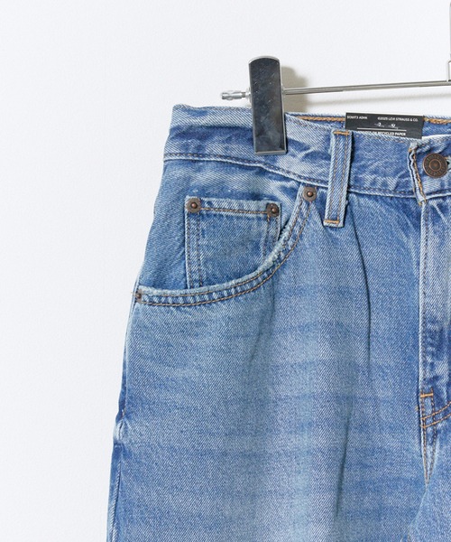 Levi's（リーバイス）の「【BLACKPINKロゼ着用アイテム】LEVI'S/リーバイス LOOSE BOOT ジーンズ デニムパンツ ブーツカット ミッドライズデザイン レディース カジュアル 2026年秋冬 秋服（デニムパンツ・レディース・ライトブルー/インディゴブルー・25/26/27）」の8枚目の写真