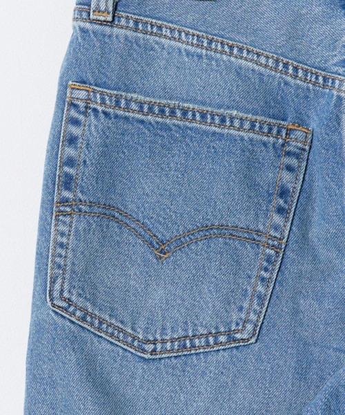 Levi's（リーバイス）の「【BLACKPINKロゼ着用アイテム】LEVI'S/リーバイス LOOSE BOOT ジーンズ デニムパンツ ブーツカット ミッドライズデザイン レディース カジュアル 2026年秋冬 秋服（デニムパンツ・レディース・ライトブルー/インディゴブルー・25/26/27）」の5枚目の写真