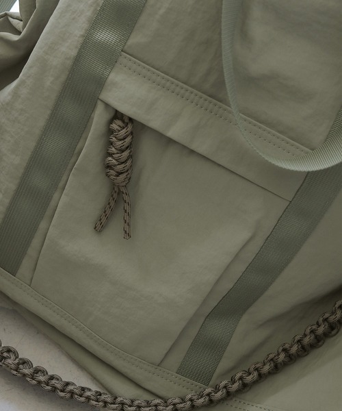 CLEIO(クレイオ)の「【CLEIO】Casselini(キャセリーニ) ナイロン3WAYスクエアトート NYLON 3WAY SQUARE TOTE(トートバッグ・レディース・ブラック/カーキ・FREE)」の12枚目の写真