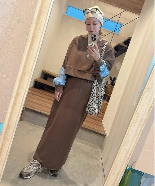 CURA CLOSET（キュラ クローゼット）の「【＠maayuuta コラボ】配色スリーブスウェットライクセットアップ（セットアップ・レディース・チャコールグレー/ブラウン/グレー・フリー）」の12枚目の写真