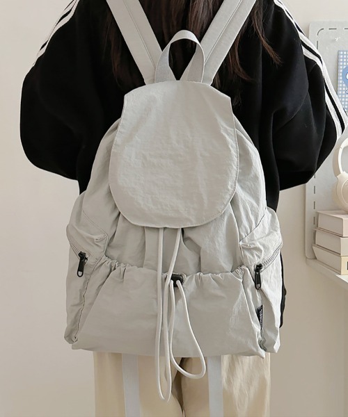 Alum'(アルム)の「ドローストリングバックパック(バックパック/リュック・レディース・ピンク/ブルー/ブラック/ホワイト/ライトグレー・FREE)」の9枚目の写真
