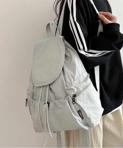 Alum'(アルム)の「ドローストリングバックパック(バックパック/リュック・レディース・ピンク/ブルー/ブラック/ホワイト/ライトグレー・FREE)」の13枚目の写真