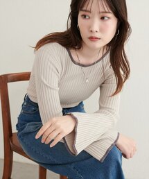 フレア袖配色リブニット