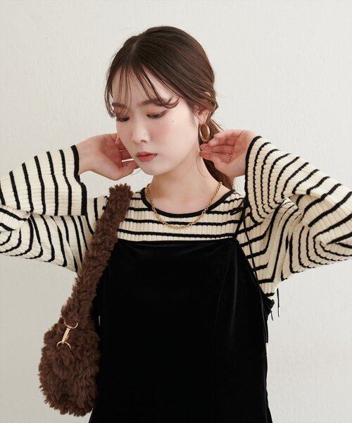 natural couture(ナチュラルクチュール)の「フレア袖配色リブニット(ニット/セーター・レディース・ライトベージュ/ピンク/その他1/アイボリー/チャコールグレー・FREE)」の7枚目の写真
