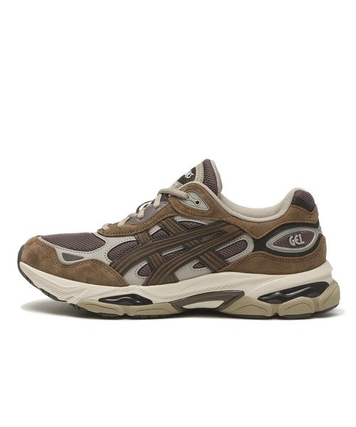 ASICS(アシックス)の「GEL-NYC 2.0 1203A895.200(スニーカー・メンズ・ブラウン・29.0cm/24.0cm/24.5cm/26.0cm/26.5cm/25.0cm/25.5cm/23.0cm/23.5cm/27.0cm/27.5cm/28.0cm/28.5cm)」の1枚目の写真