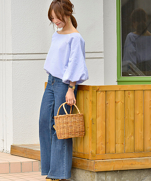 coca（coca）（コカ）の「バルーンスリーブストライプブラウス（シャツ/ブラウス・レディース・ブルー・ONE SIZE）」の2枚目の写真