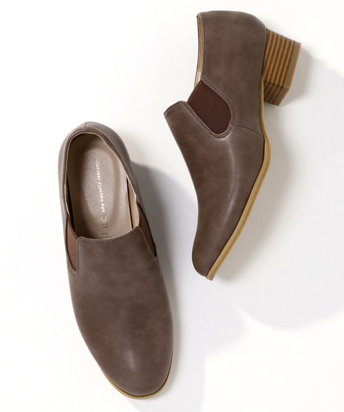 LBC（エルビーシー）の「サイドゴアショートブーツ     （その他シューズ・レディース・グレー/ブラック/ベージュ・MEDIUM/LARGE）」の3枚目の写真