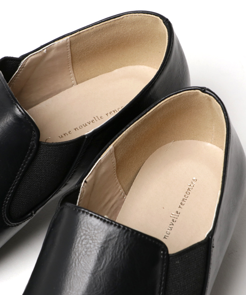 LBC（エルビーシー）の「サイドゴアショートブーツ     （その他シューズ・レディース・グレー/ブラック/ベージュ・MEDIUM/LARGE）」の6枚目の写真