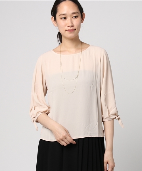 Honeys（ハニーズ）の「アクセ付袖リボンブラウス（シャツ/ブラウス・レディース・オフホワイト/ブラック/ホワイト×レッド/ブルー系その他/ベージュ/ピンク/ホワイト×イエロー・M/L）」の7枚目の写真