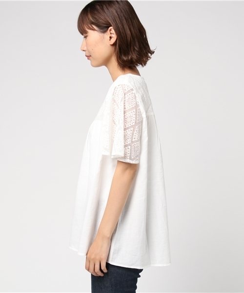 LBC（エルビーシー）の「胸レース使いブラウス                   （シャツ/ブラウス・レディース・ブラック/ホワイト・MEDIUM/LARGE）」の4枚目の写真