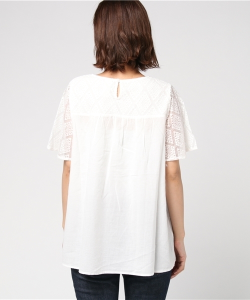 LBC（エルビーシー）の「胸レース使いブラウス                   （シャツ/ブラウス・レディース・ブラック/ホワイト・MEDIUM/LARGE）」の5枚目の写真