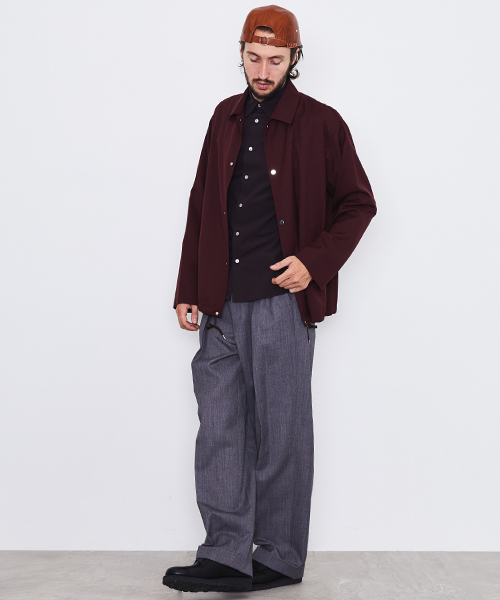 UNITED TOKYO（ユナイテッドトウキョウ）の「T/Wコーチジャケット（ブルゾン・メンズ・ブラック/バーガンディー/ブルー/ダークグレー/ブラウン・2/1/3）」の15枚目の写真