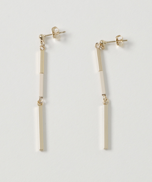 PLAIN CLOTHING(プレーンクロージング)の「カラースティックピアス【PLAIN CLOTHING】(ピアス(両耳用)・レディース・ネイビー/ミント/アイボリー/ピンク/グレー・FREE)」の8枚目の写真