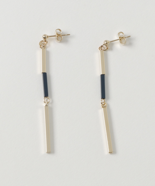 PLAIN CLOTHING(プレーンクロージング)の「カラースティックピアス【PLAIN CLOTHING】(ピアス(両耳用)・レディース・ネイビー/ミント/アイボリー/ピンク/グレー・FREE)」の13枚目の写真