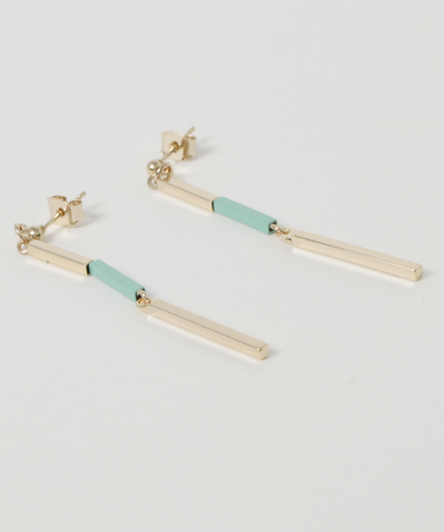 PLAIN CLOTHING(プレーンクロージング)の「カラースティックピアス【PLAIN CLOTHING】(ピアス(両耳用)・レディース・ネイビー/ミント/アイボリー/ピンク/グレー・FREE)」の6枚目の写真
