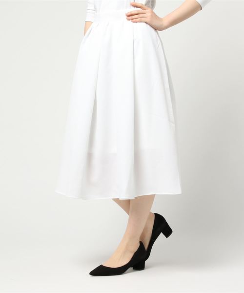 KOBE LETTUCE（コウベレタス）の「選べる2丈タックフレアスカート（スカート・レディース・ブラック/ネイビー/レッド/オフホワイト/サックスブルー/イエロー/グレー系その他/グリーン系その他/キャメル/プラム/グリーン/ピンク/モスグリーン/パープル/ブラウン/シルバー/ブルー系その他/ピンク系その他/ベージュ/アイボリー/オレンジ・FREE/ｼｮｰﾄ/ﾛﾝｸﾞ）」の2枚目の写真