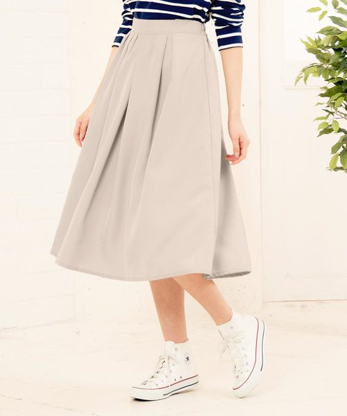 KOBE LETTUCE（コウベレタス）の「選べる2丈タックフレアスカート（スカート・レディース・ブラック/ネイビー/レッド/オフホワイト/サックスブルー/イエロー/グレー系その他/グリーン系その他/キャメル/プラム/グリーン/ピンク/モスグリーン/パープル/ブラウン/シルバー/ブルー系その他/ピンク系その他/ベージュ/アイボリー/オレンジ・FREE/ｼｮｰﾄ/ﾛﾝｸﾞ）」の6枚目の写真